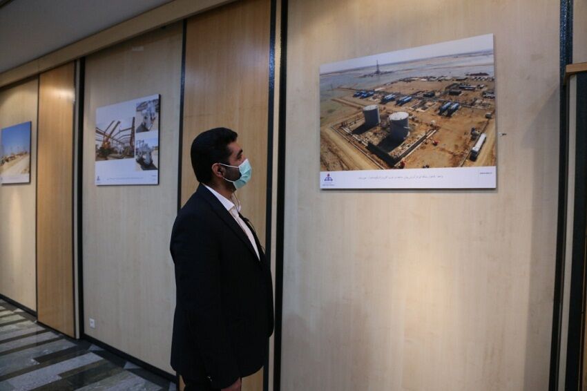 برپایی نمایشگاه عکس دستاوردهای شرکت ملی نفت در مجلس