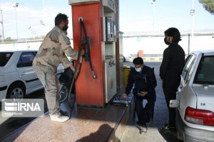 تیم‌های فنی سپاه یزد برای رفع مشکل جایگاه‌های سوخت استان همکاری دارد