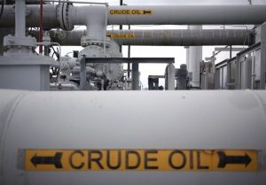 آمریکا ۳۲ میلیون بشکه نفت از ۴ منبع ذخیره نفتی خود می‌فروشد